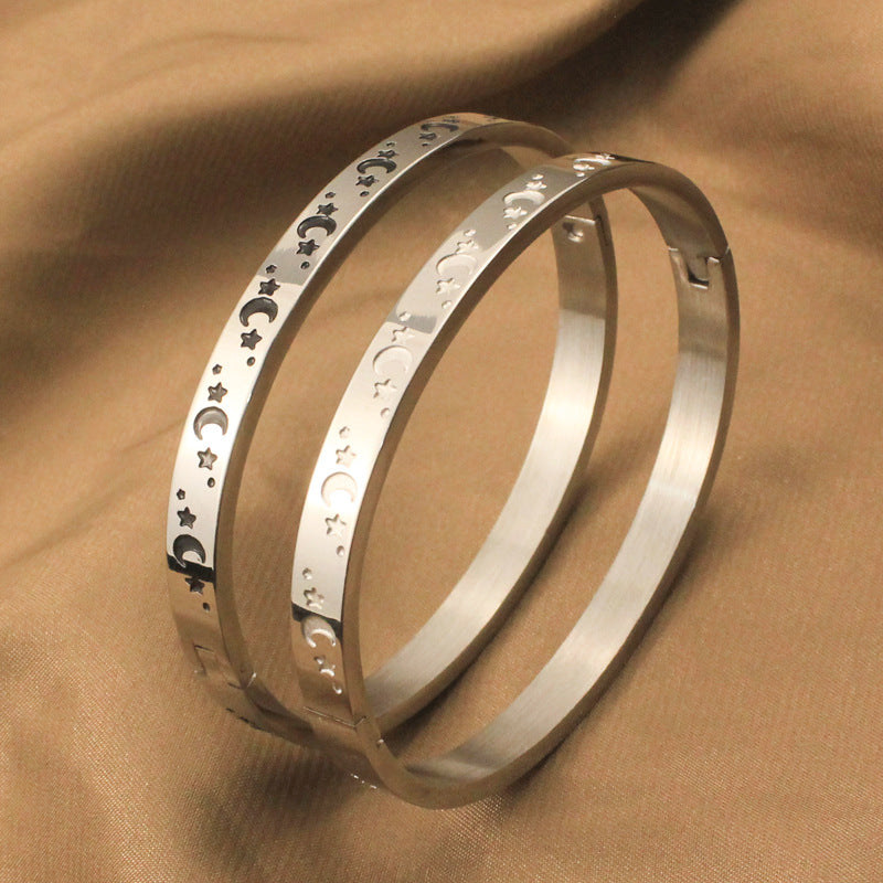 Venta al por mayor Pulsera de acero inoxidable estrella luna chapada en oro